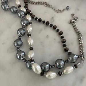 Black and Mixed Pearl Chunky Necklace